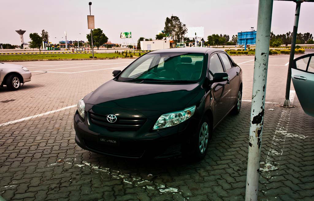 Corolla GLi (2010-14)