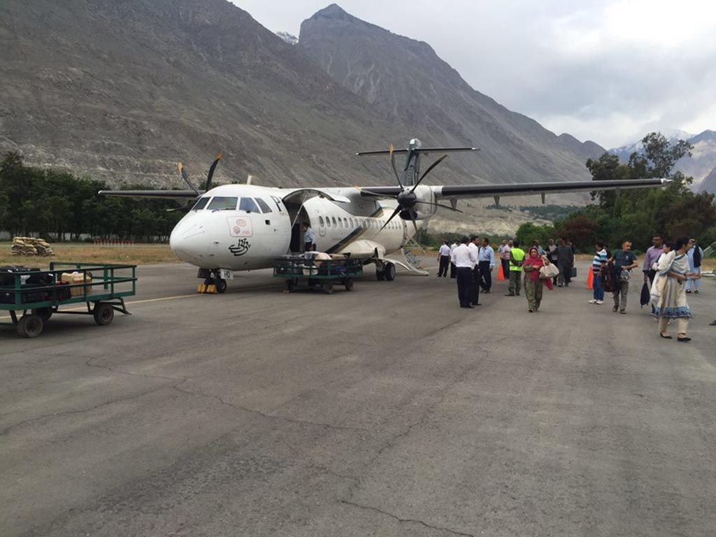 Hunza, Nagar and Gilgit (6 Days)