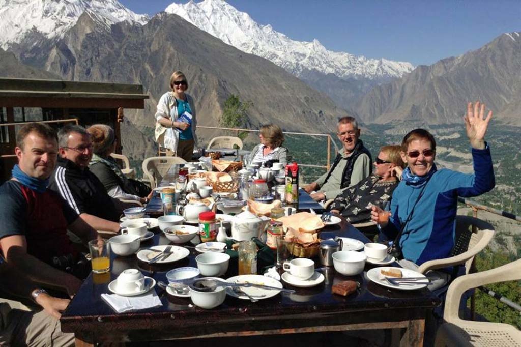 hunza valley tour