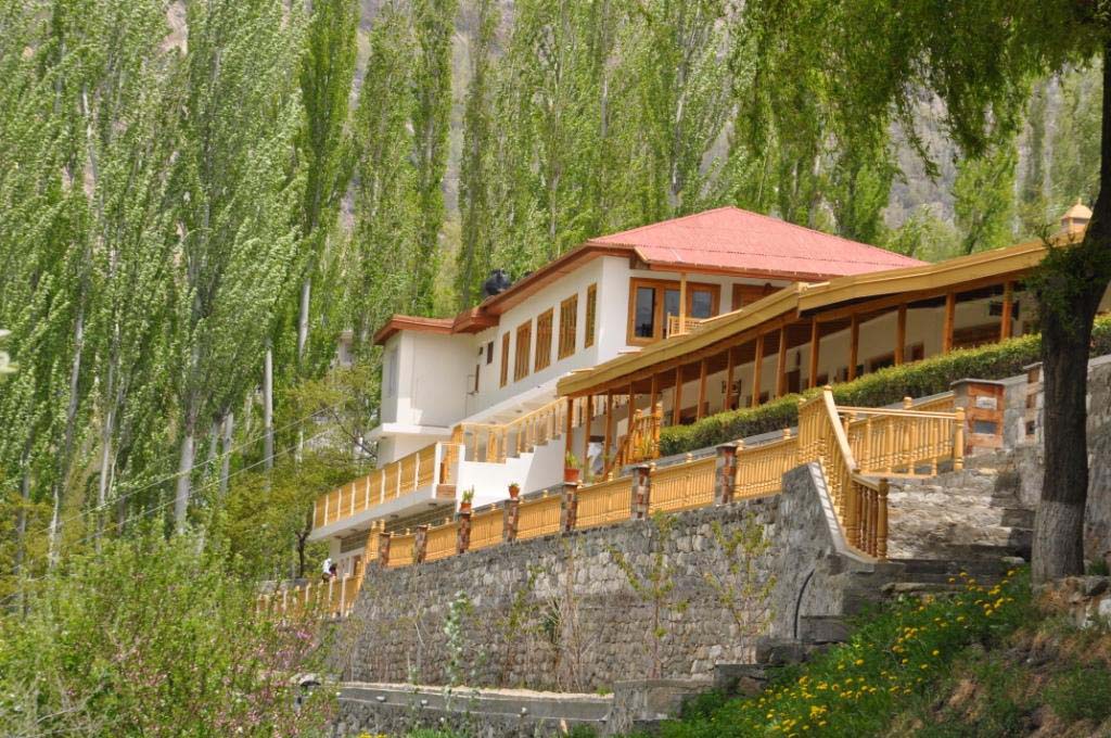 hunza serena inn