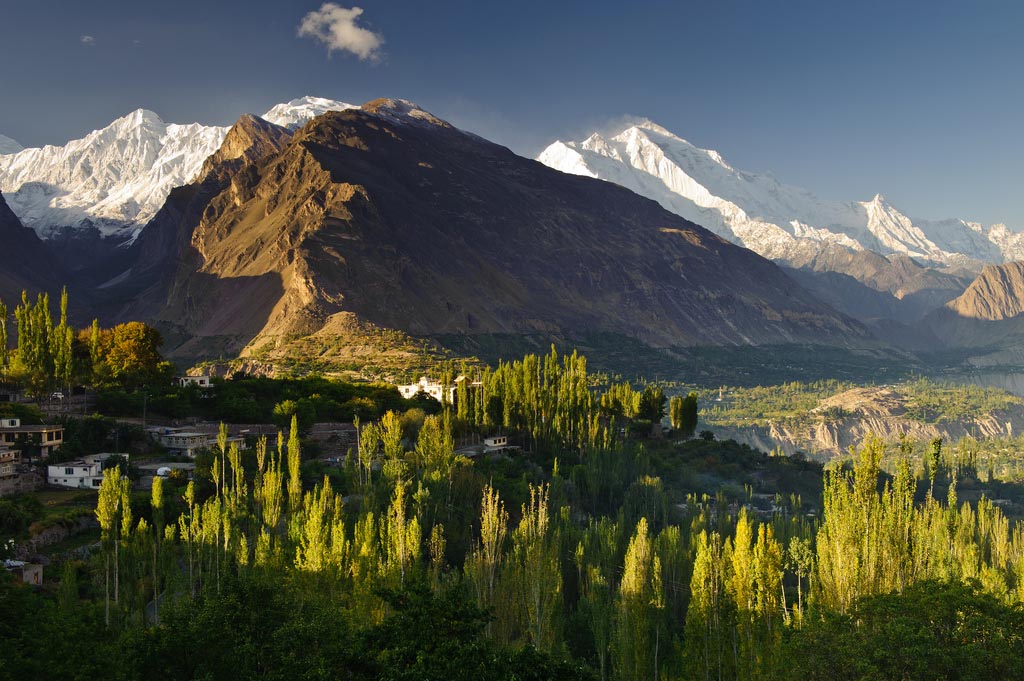 Hunza Valley Tour (6 Days) - Book Now | 2023-24