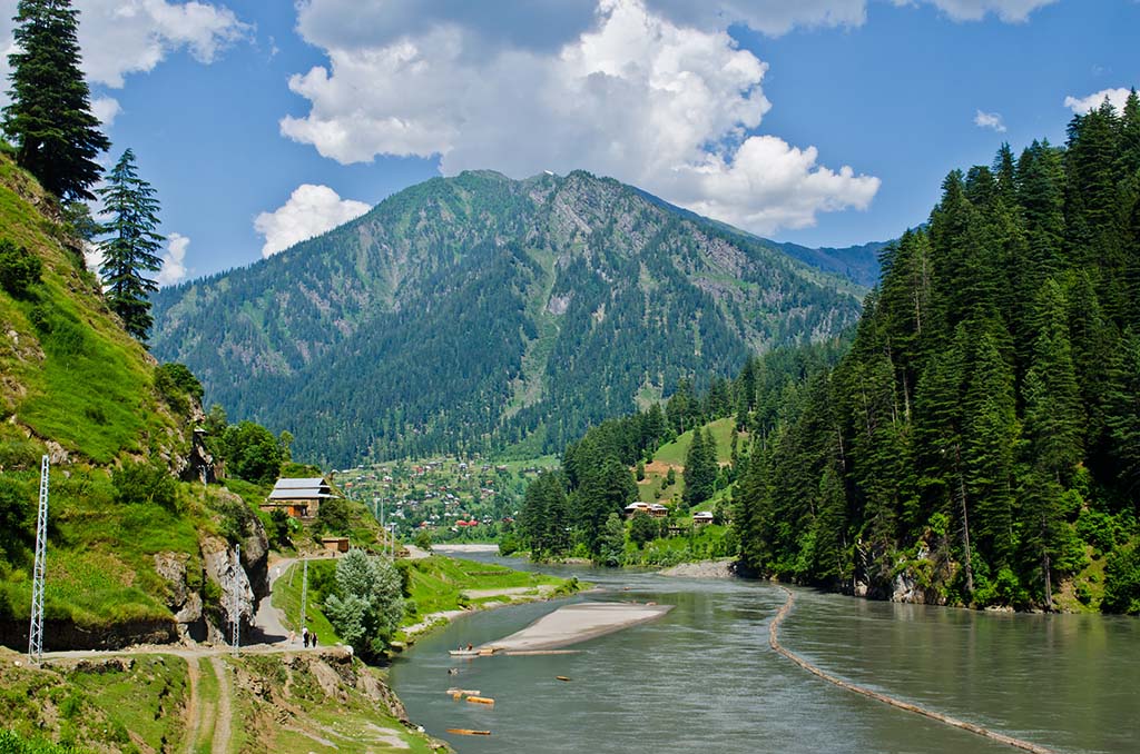 neelum valley tour