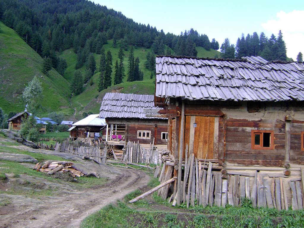 neelum valley tour