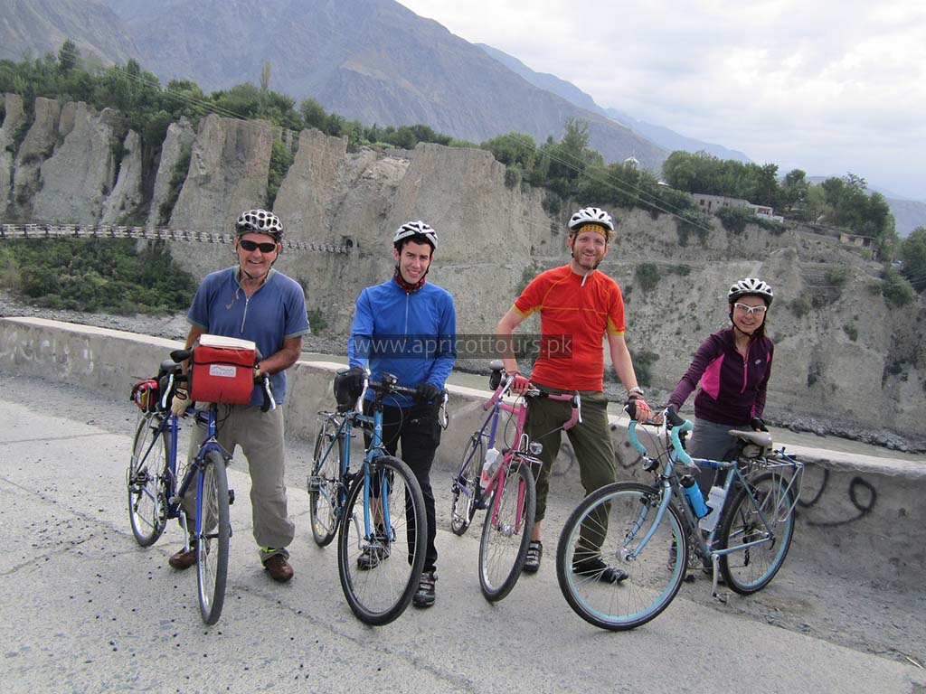Cycling on Karakoram Highway - 14 Days
