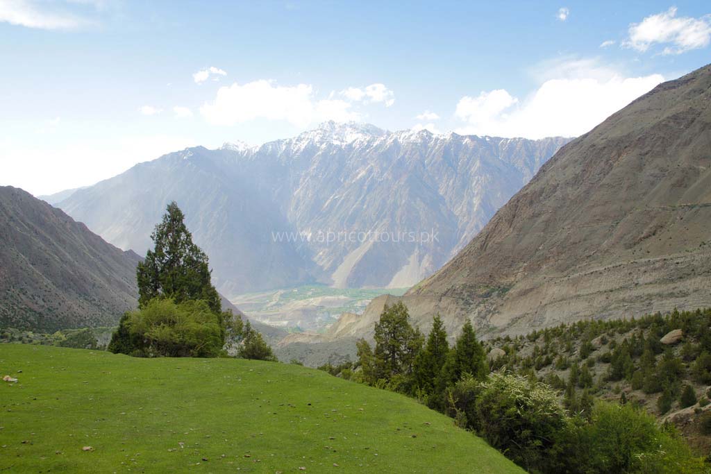 Rakaposhi Base Camp Trek
