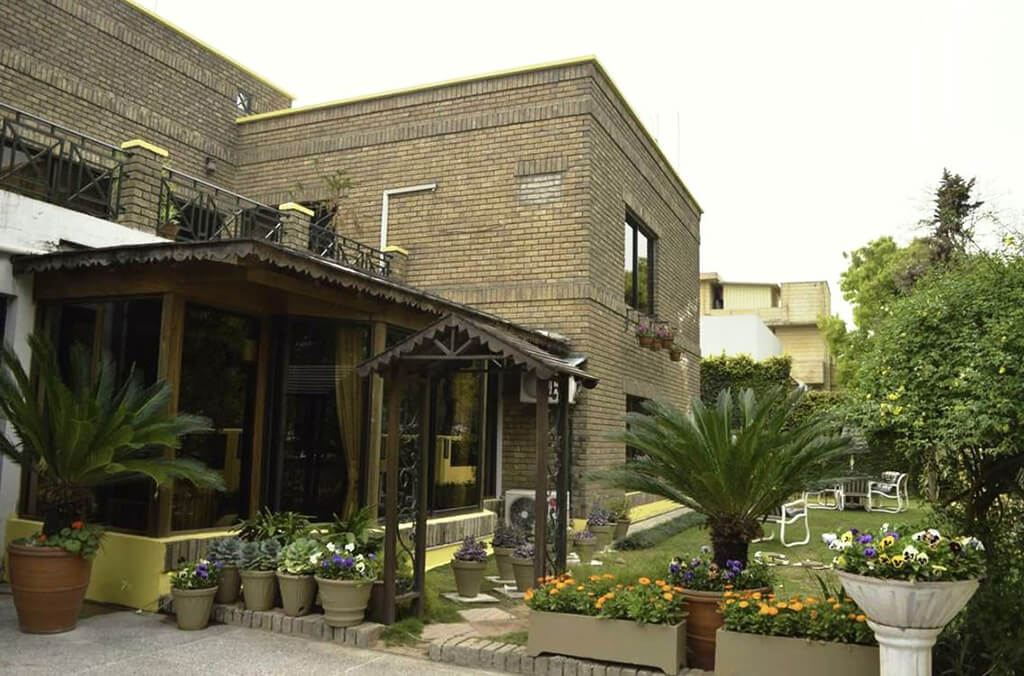 chateau royale islamabad