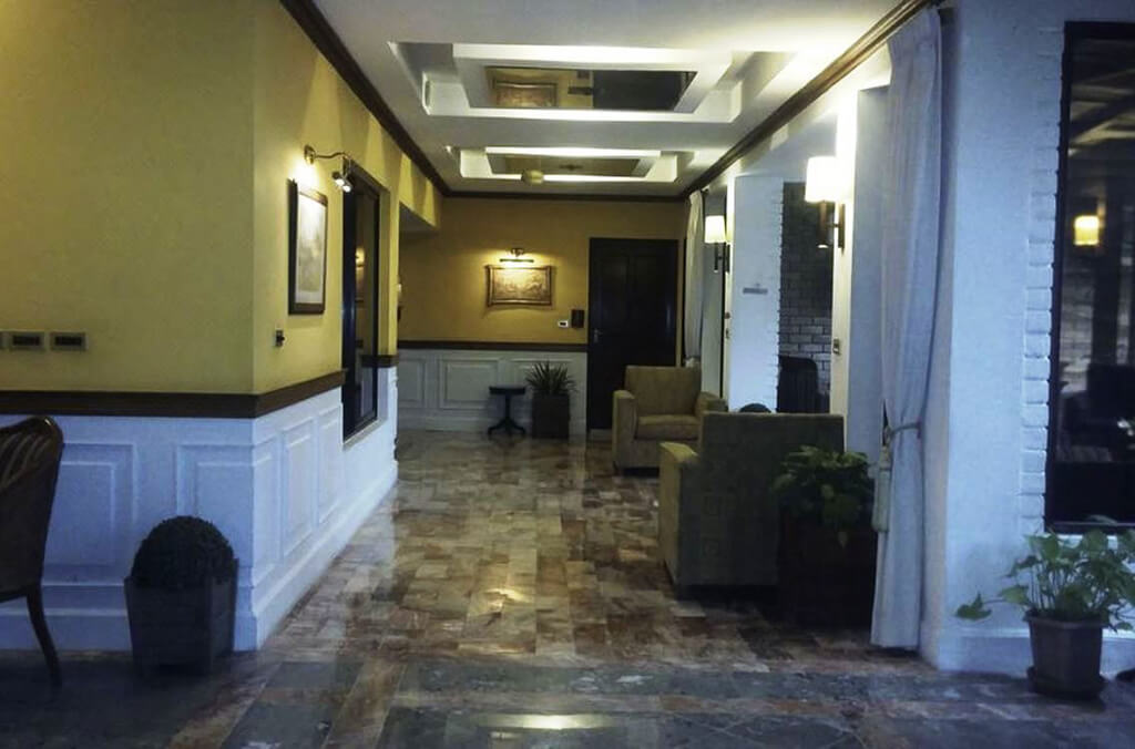 chateau royale islamabad