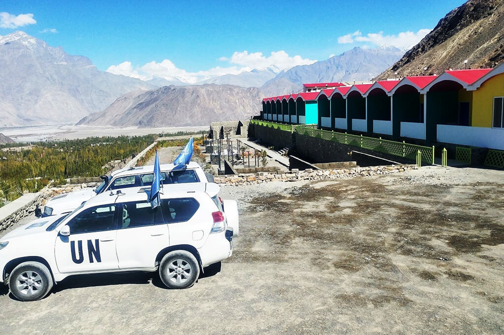 mountain lodge hotel skardu