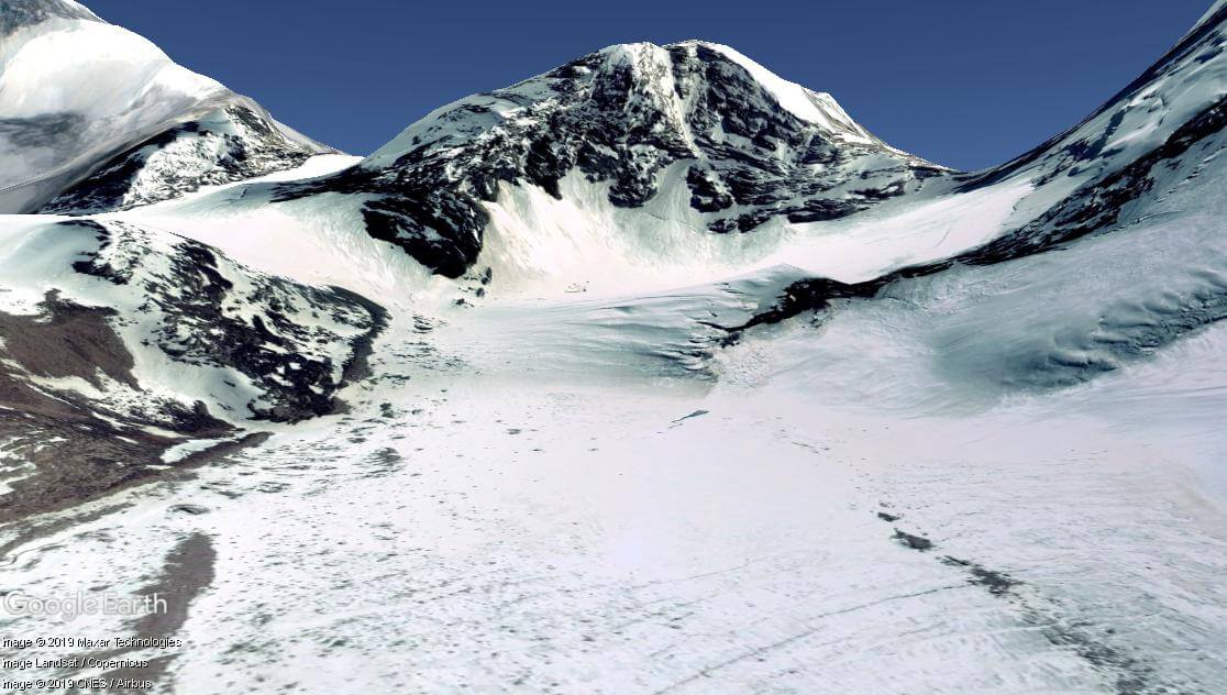 Udren Zom Expedition Peak Climbing