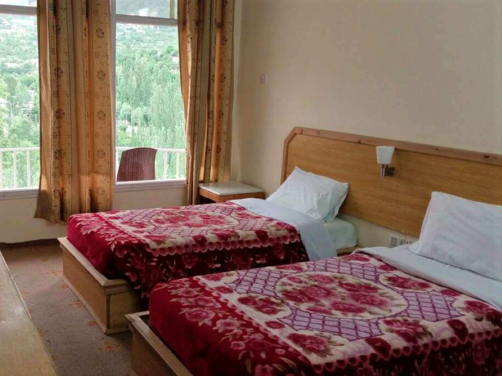 Hilltop Hotel Hunza