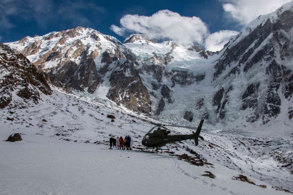 Helicopter Charter to K2 (Karakoram Heli Safari) Pakistan