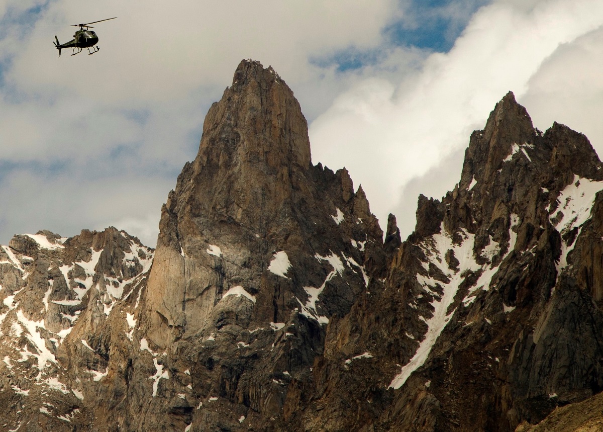 Helicopter Charter to Northern Pakistan (Heli Safari)