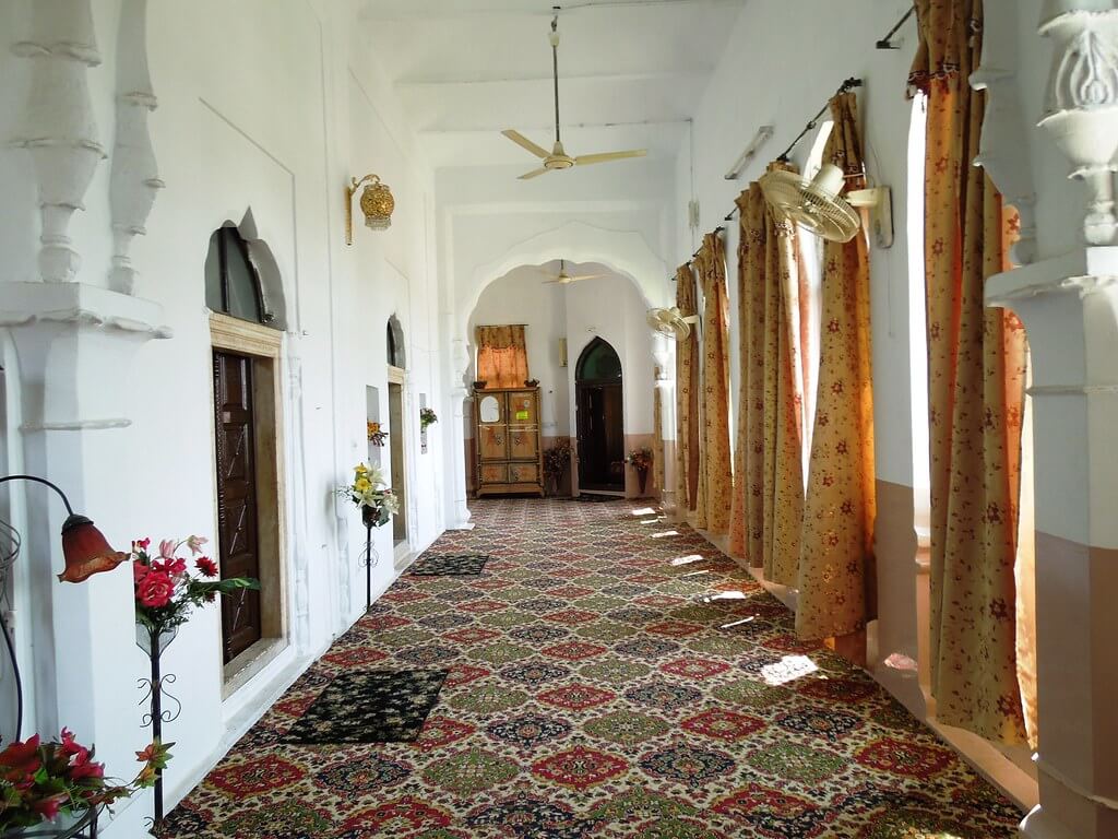 private tour in kartarpur, nankana sahib & sacha sauda