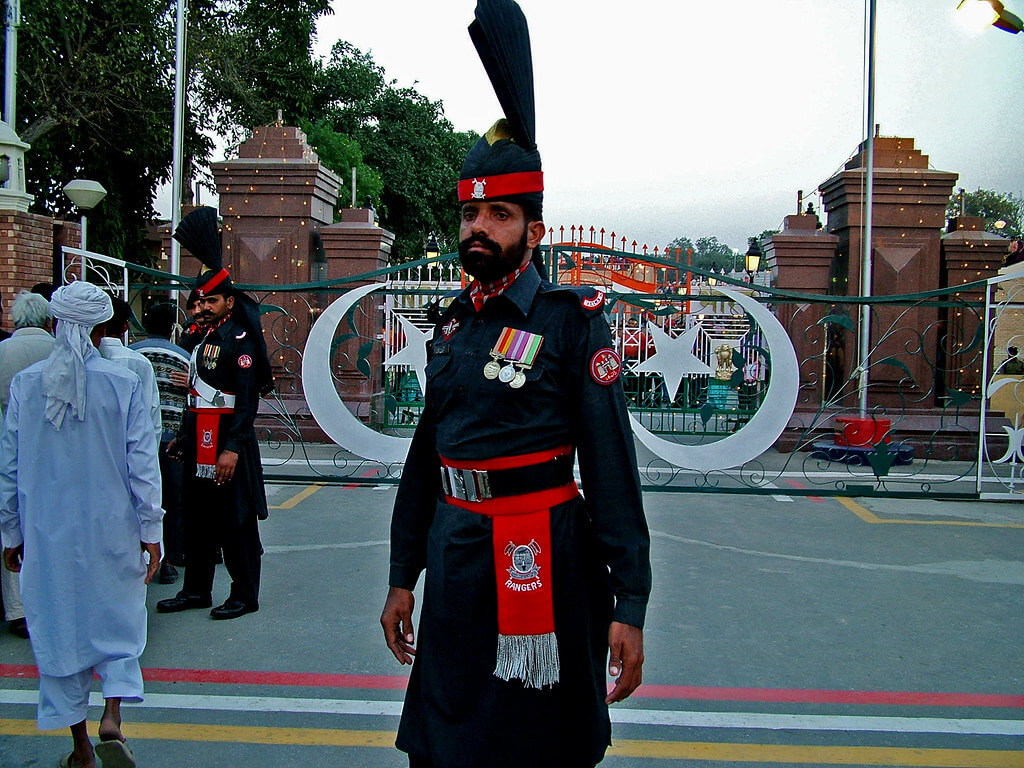 lahore city with wagah border and lahore fort full day tour