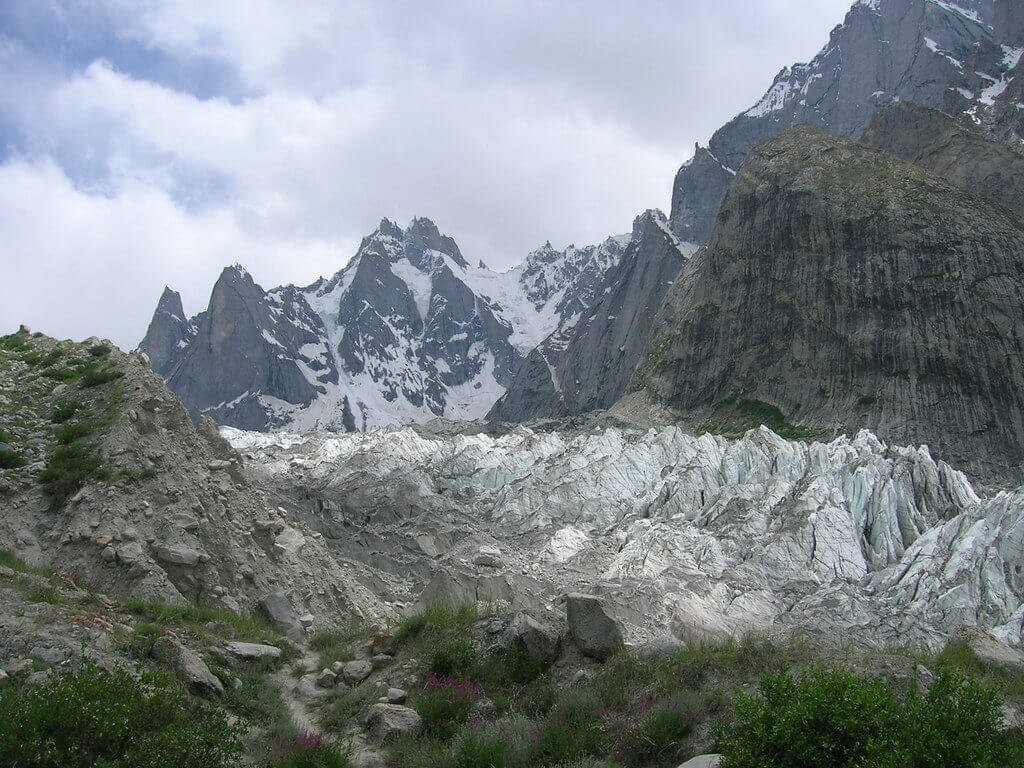 k6/k7 base camp trek