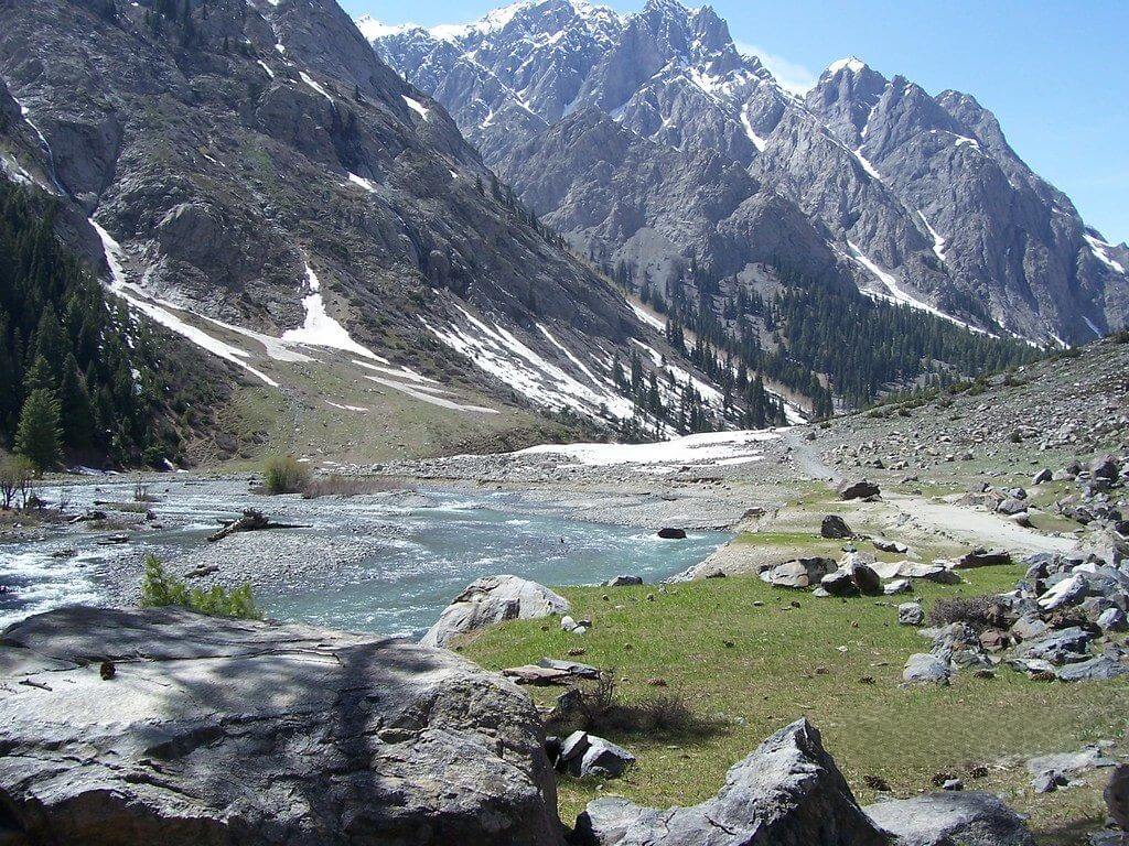 swat malam jabba & kalam tour