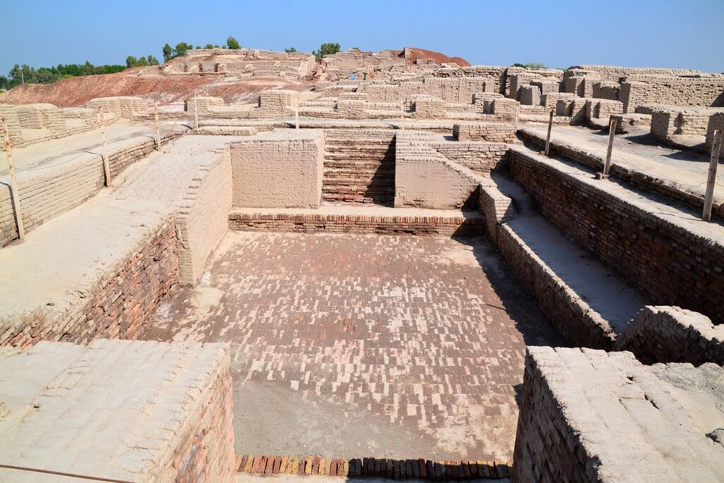mohenjo daro tour