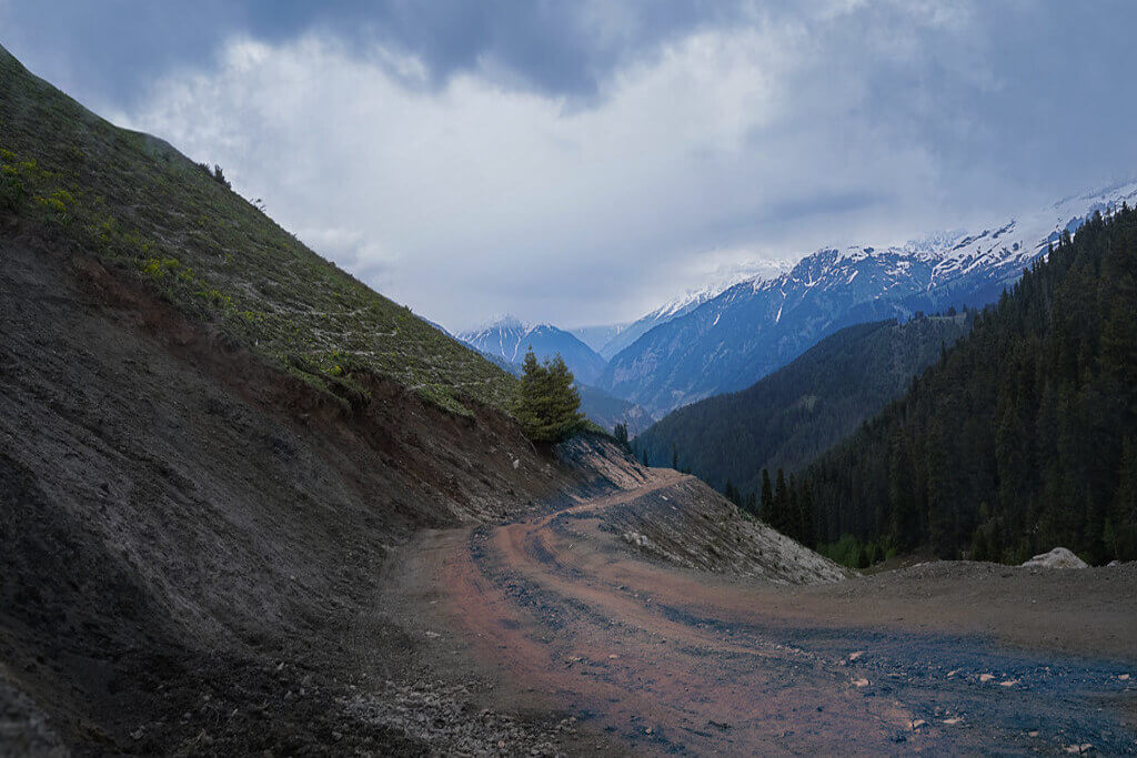 badgoi top dasht laila tour