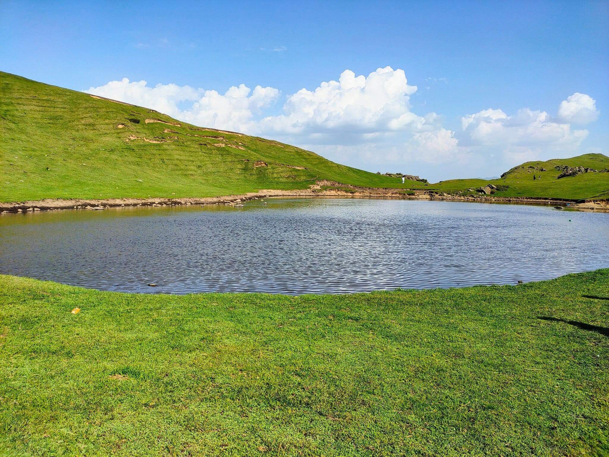 neel fairy meadows trek
