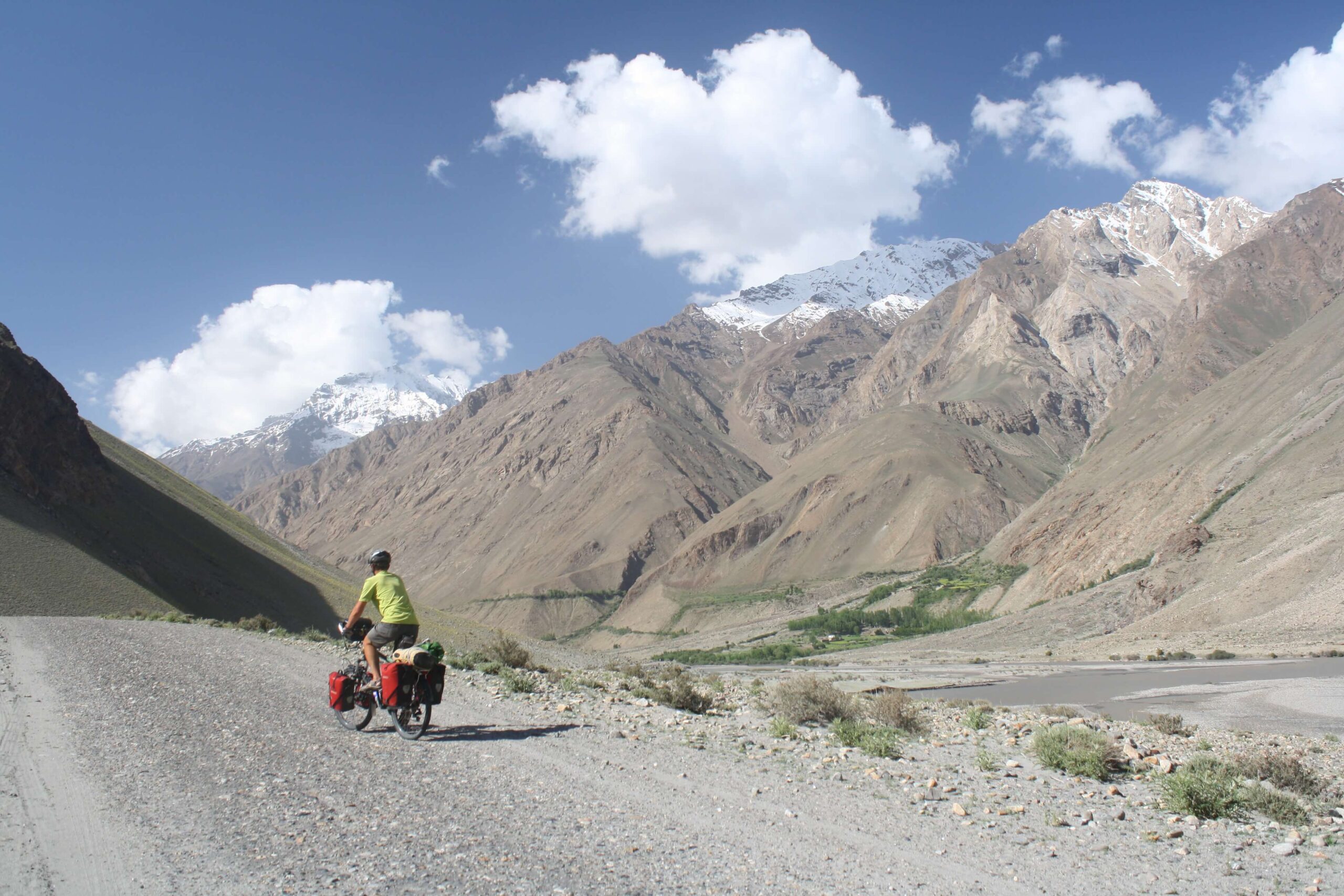 pamir wakhan cycling tour