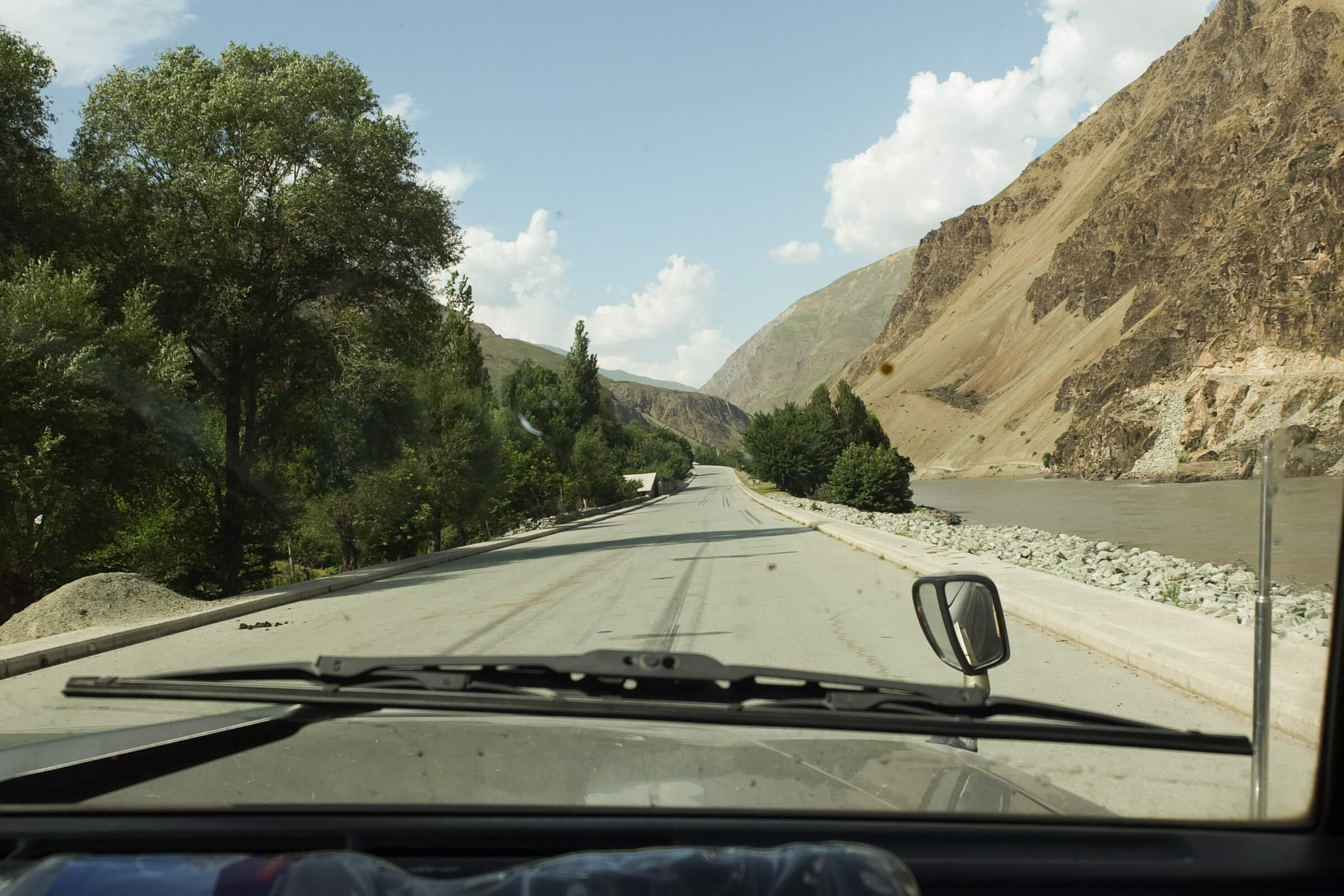 pamir highway car rental