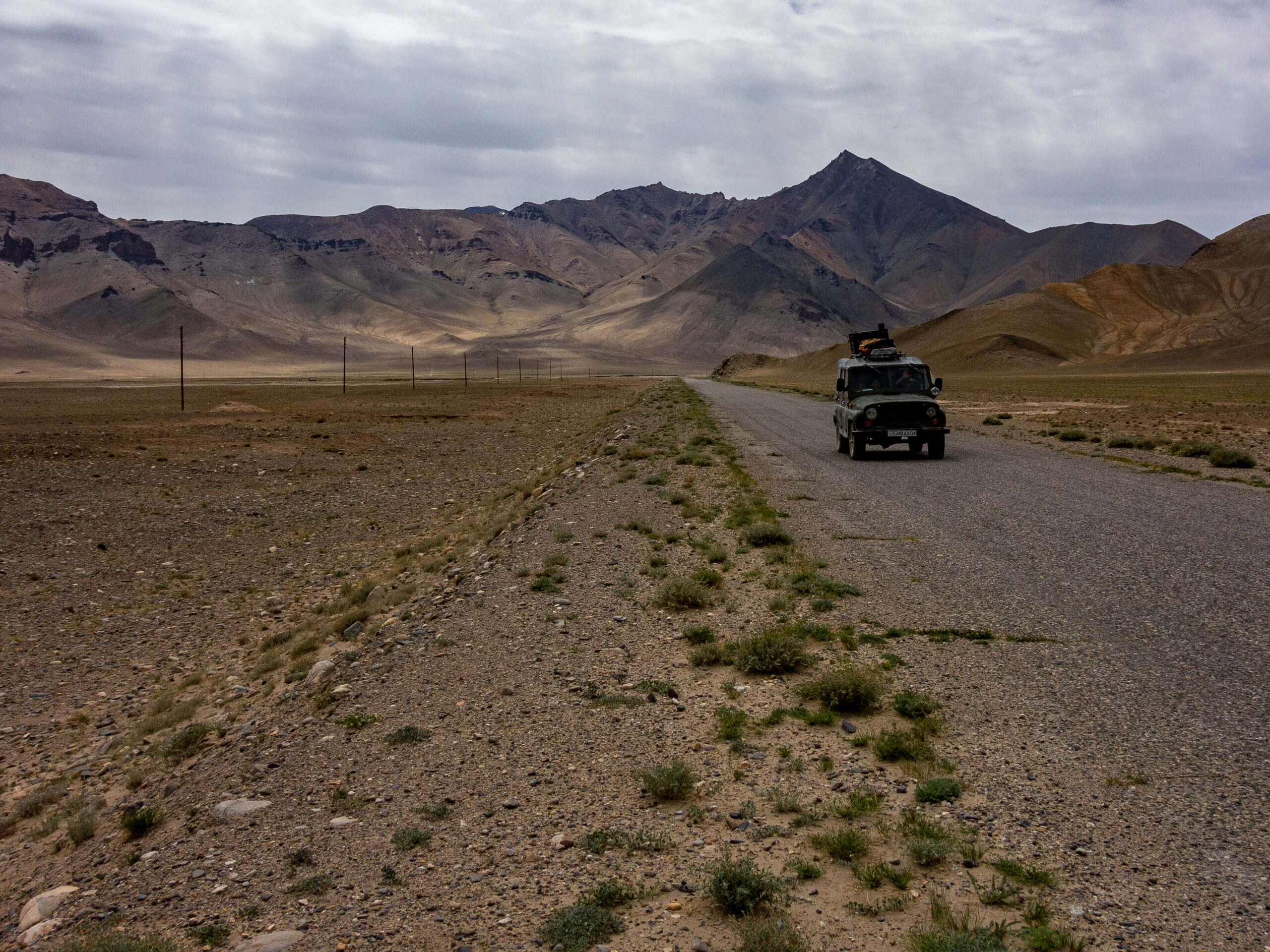 pamir highway car rental