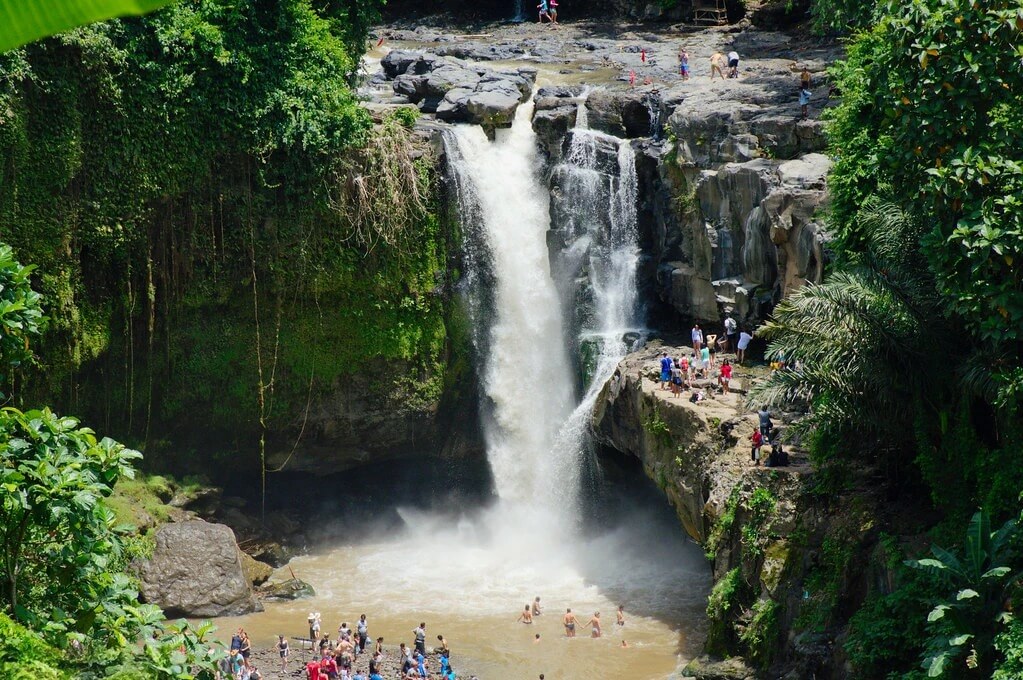 indonesia tour packages from lahore