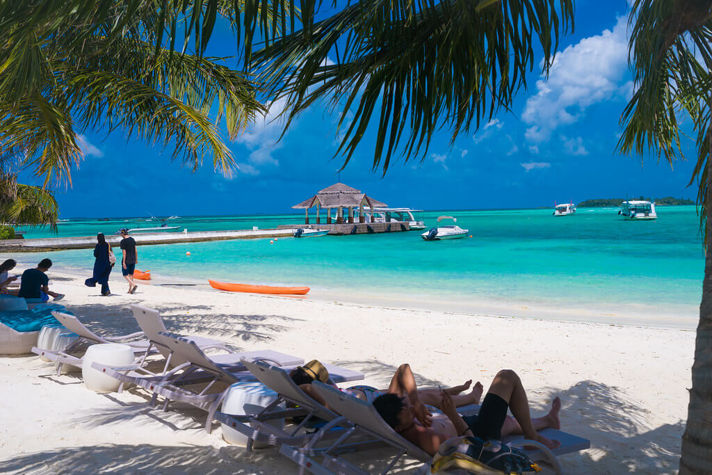 tour to maldives from pakistan