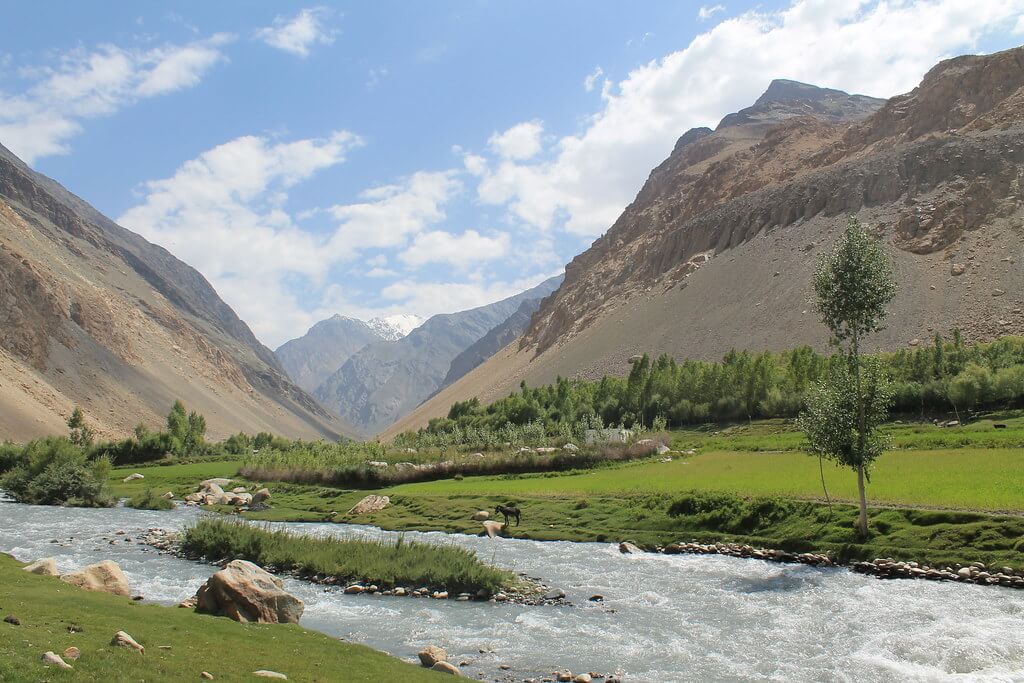 noshaq base camp trek