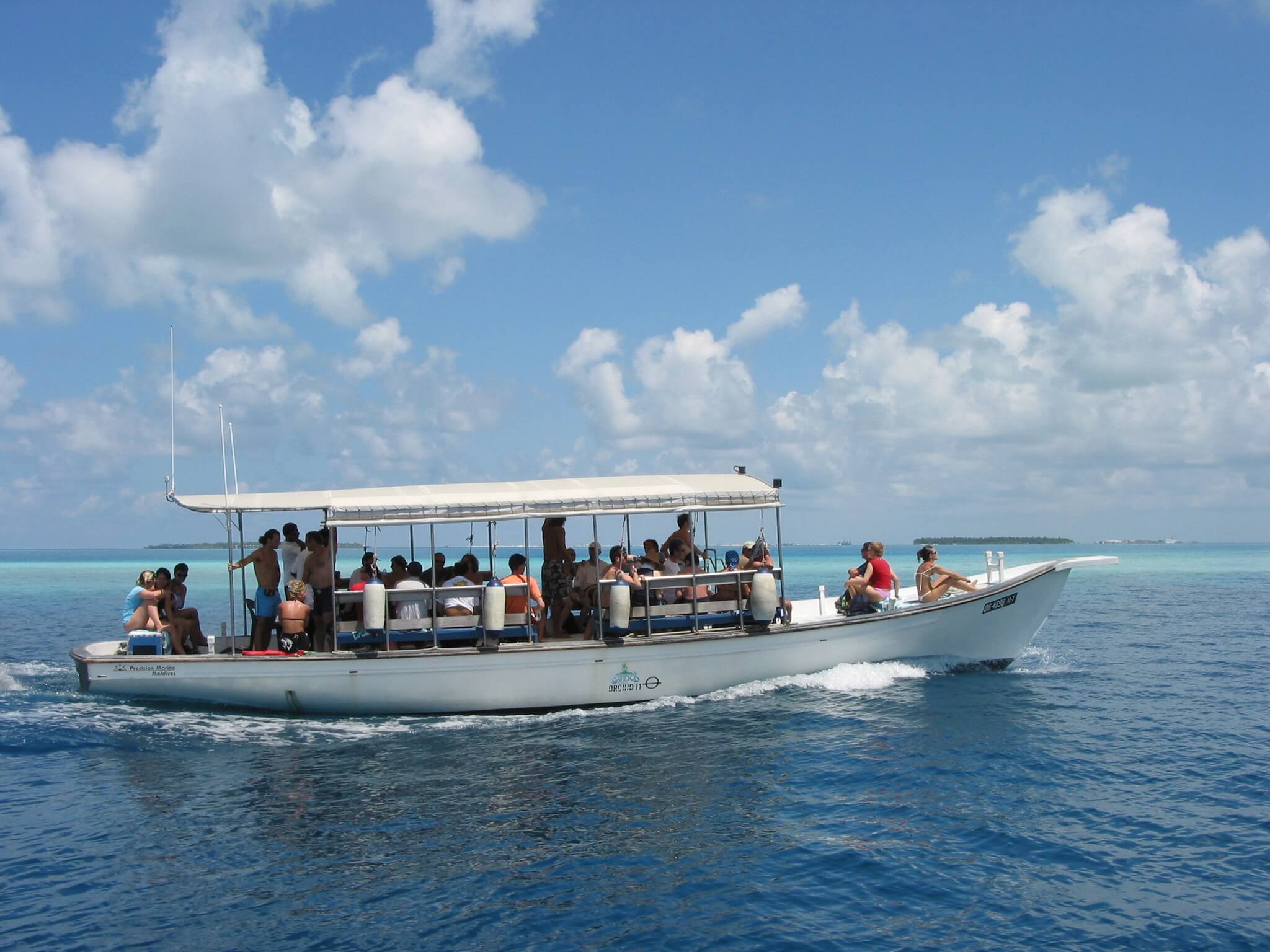 maldives group tour from pakistan