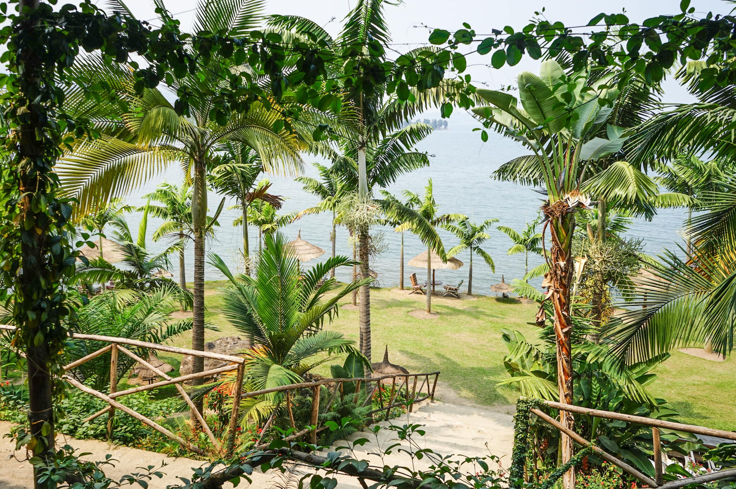 uganda tour package from pakistan