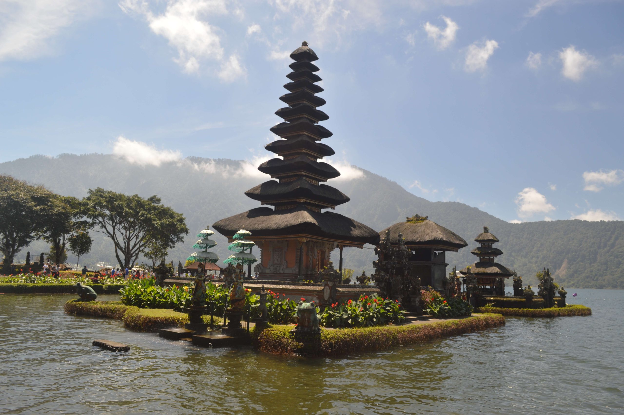 malaysia & indonesia bali tour from pakistan