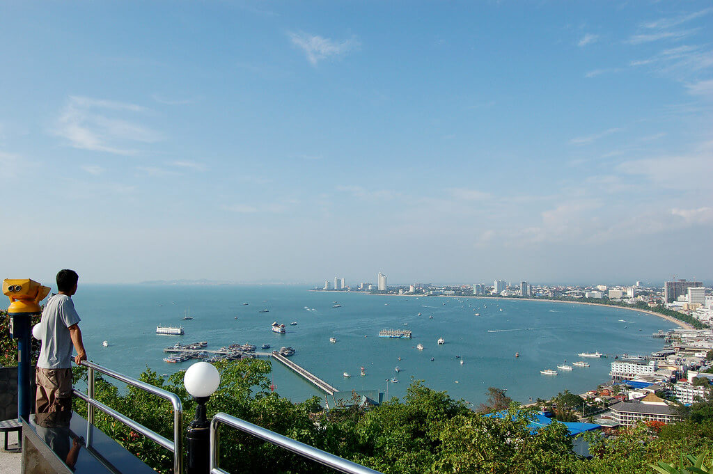 thailand malaysia & singapore tour from pakistan
