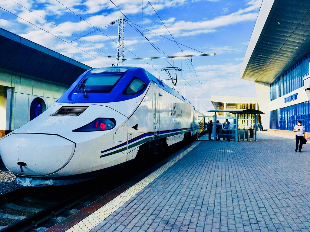 uzbekistan tour by train