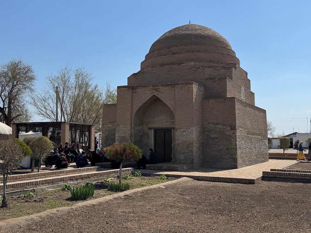 kunya urgench & gas crater darvaza tour