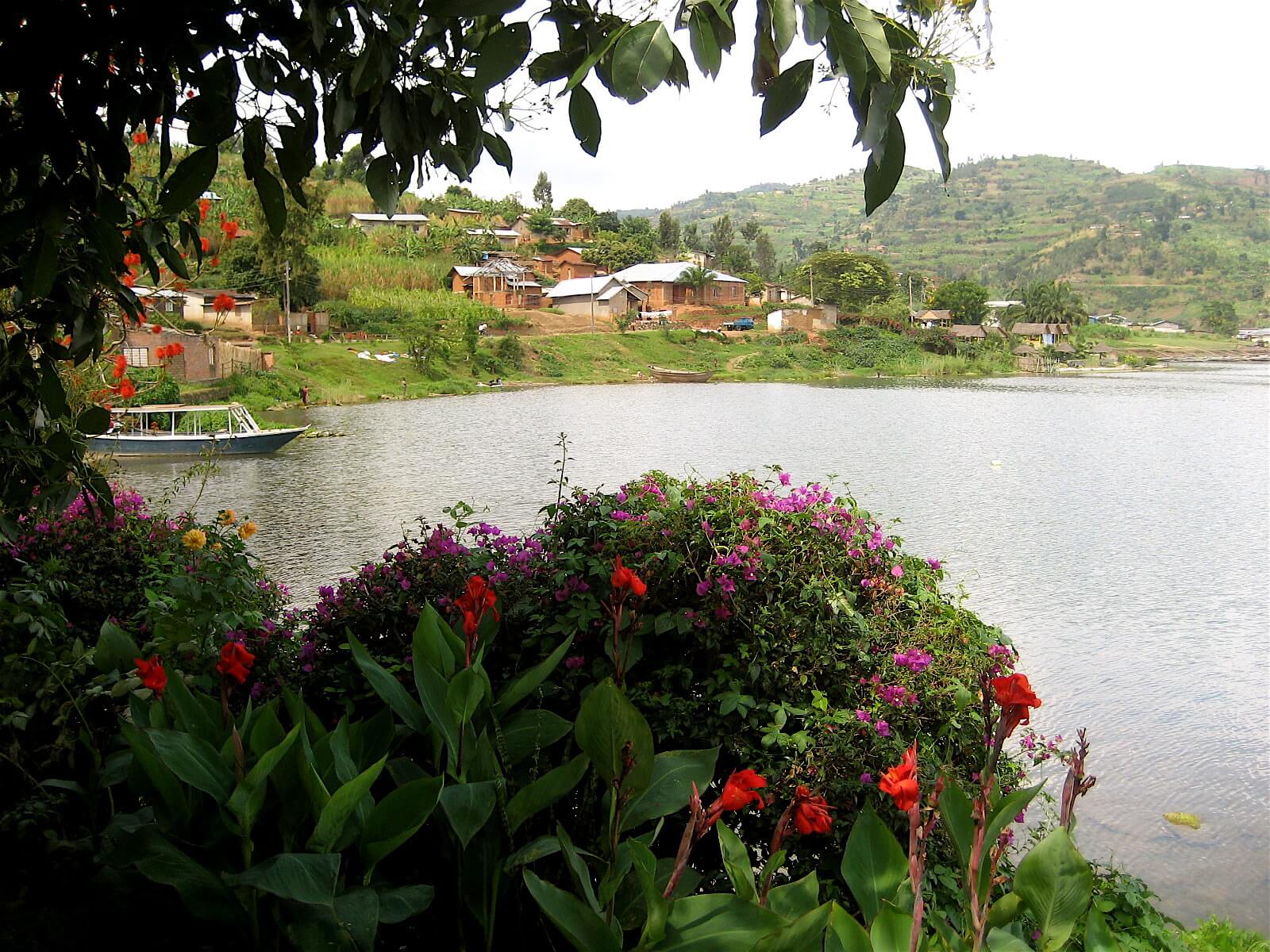 seychelles and rwanda tour from pakistan