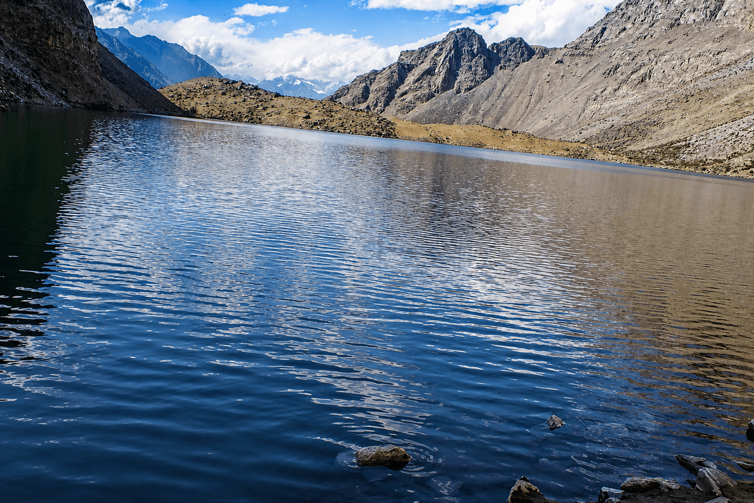 kharfaq lake trek