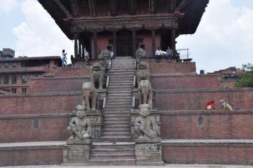 explore nepal tour with everest mountain flight