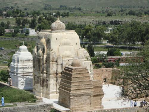 from lahore: katas raj temple, khewra salt mines & kalar kahar day trip