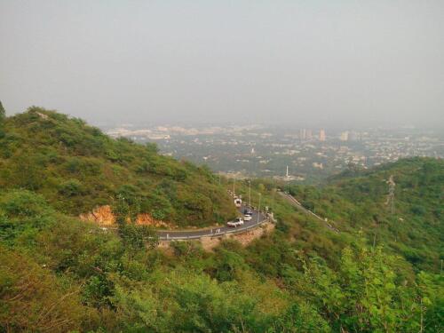 full-day guided trip to islamabad and murree