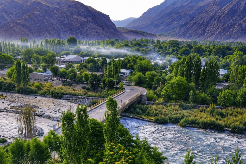 ghizer tours & short treks