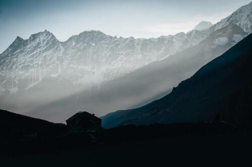 gokyo lake renjo la pass trek