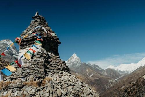 gokyo lake renjo la pass trek