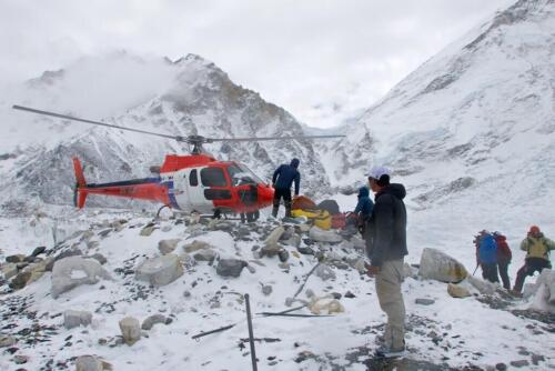 gorakshep to lukla by helicopter