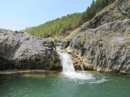 havelian waterfall tour