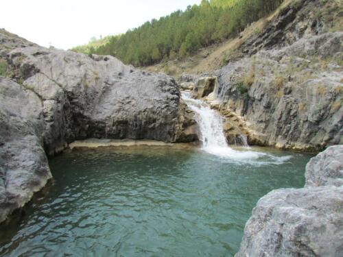 havelian waterfall tour