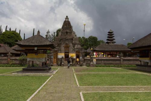 indonesia tours