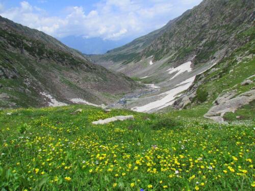 katora lake trek