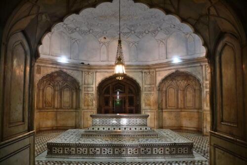 lahore full day sightseeing guided tour