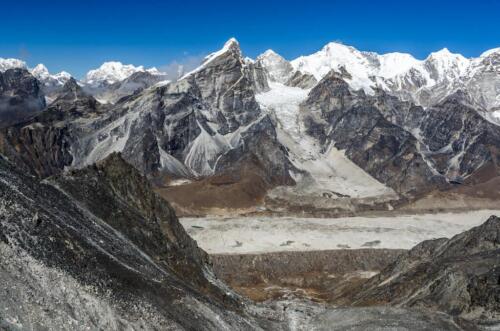 lobuche peak climbing with everest base camp trek